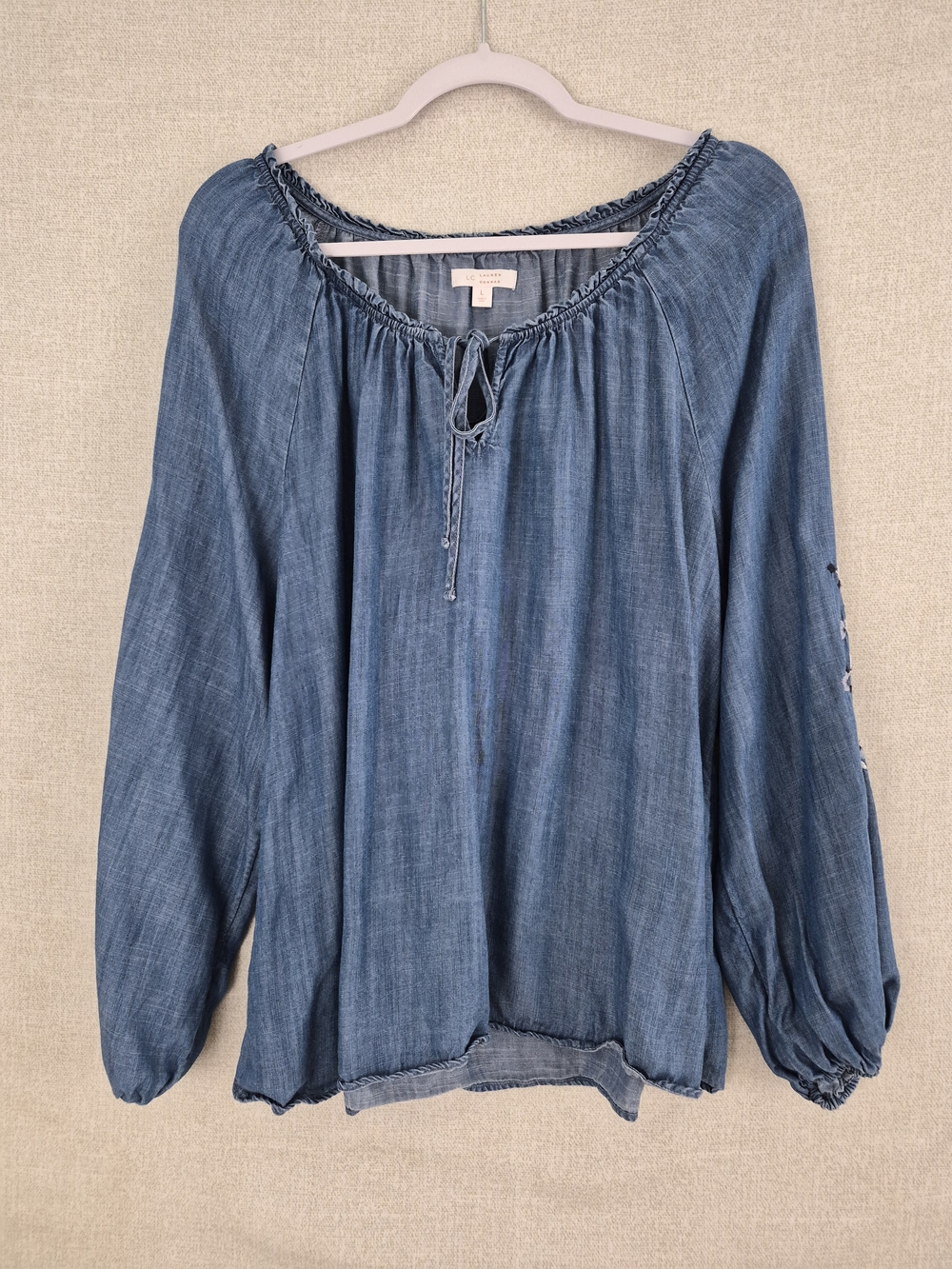 LC Lauren Conrad Blue Chambray Embroidered Tassel Peasant Blouse Size L SKU 0210 - Picture 2 of 12